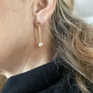 Boucles d'oreilles bâtons et perle nacrée