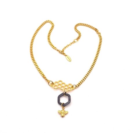 Collier ras de cou avec abeille pendante