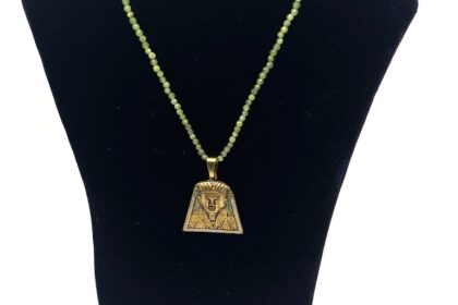 Collier de Jade et pendant pharaon