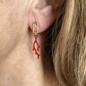 Boucles d'oreilles corail rouge pendant