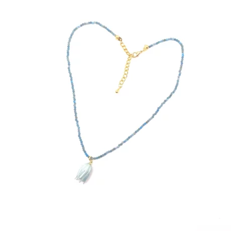 Collier apatite bleue et fleur clochette_04